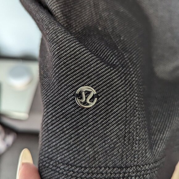 Lululemon Cocoon Snap Button Closure Car Coat Black / Coco Pique Black - Picture 3 of 11